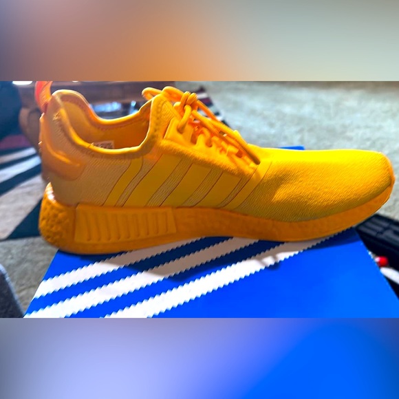 Adidas Men's shoes NMD R1 - excellent condition - Picture 1 of 5